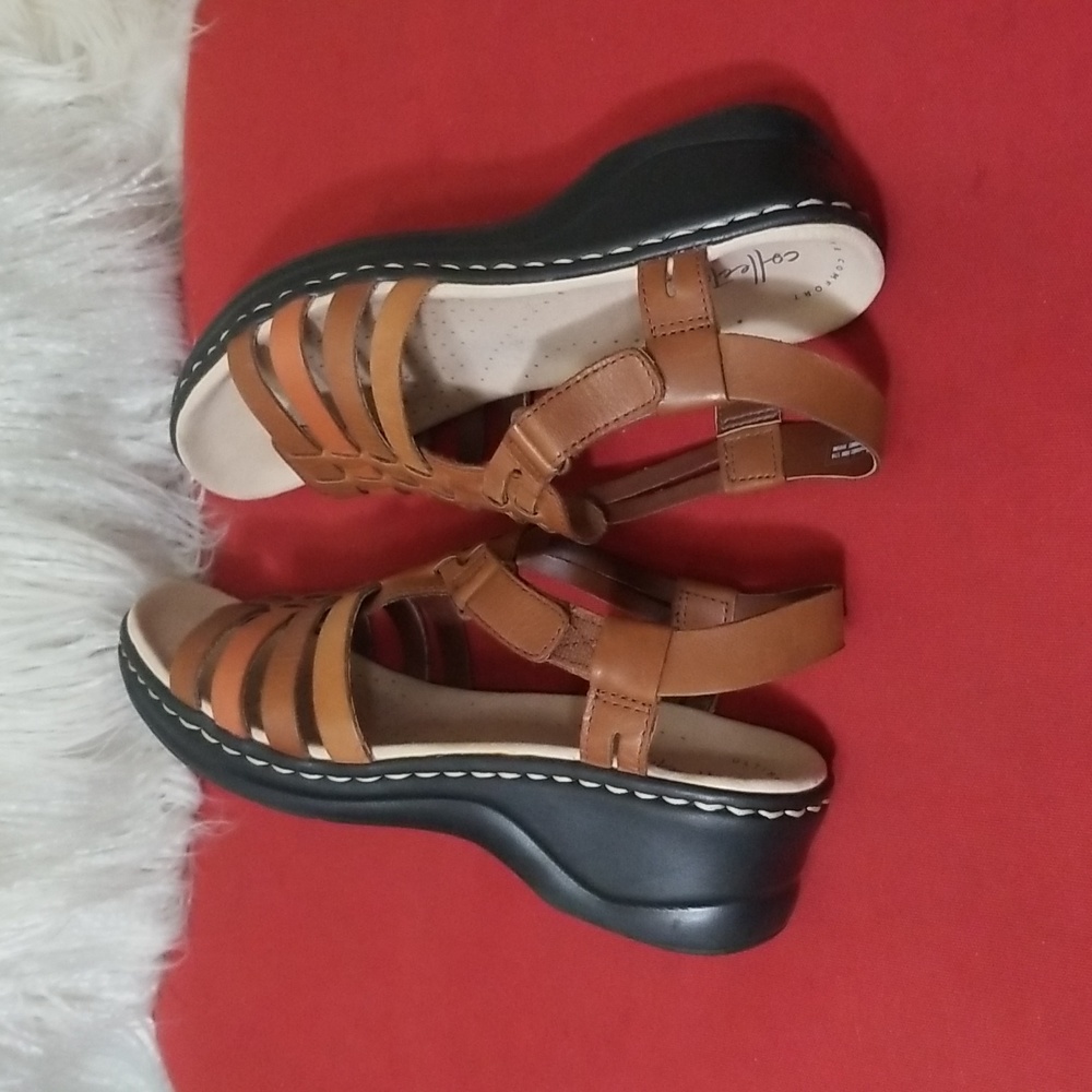 CLARK'S SANDALS - Picture 5 of 9